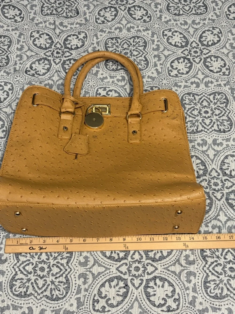 Michael Kors Hamilton Light Tan Ostrich Embossed Leather Tote Gold Hardware - Picture 7 of 15